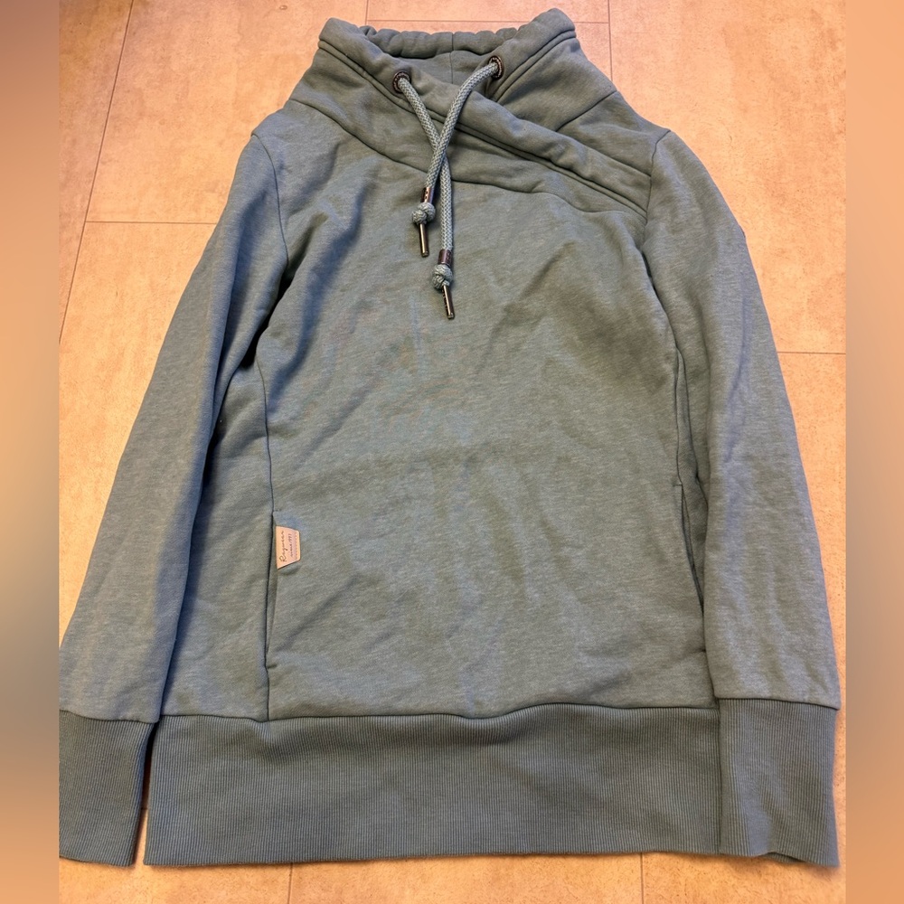 Ladies Ragwear sweatshirt